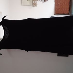 Sleeveless black dress